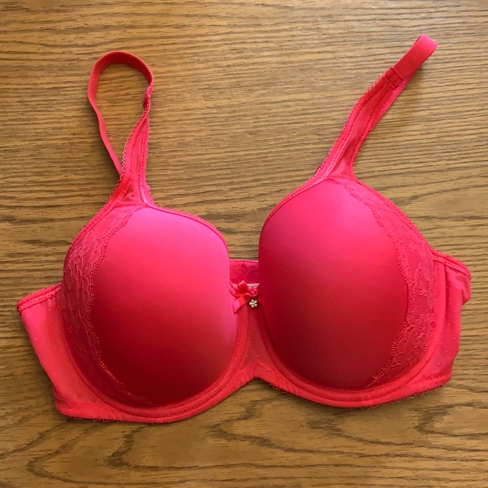 36D Wacoal Bra